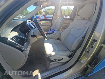 2016 Volvo XC90 Plug-In Hybrid T8 Momentum - miniatura 3