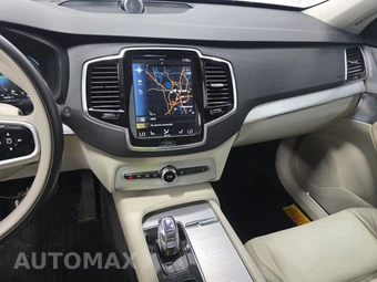 2016 Volvo XC90 Plug-In Hybrid T8 Momentum - miniatura 11
