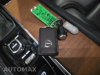 2016 Volvo XC90 T5 Inscription – miniatura 8