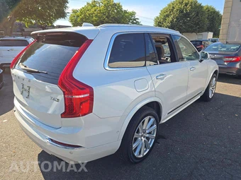 2016 Volvo XC90 T6 Inscription – miniatura 3