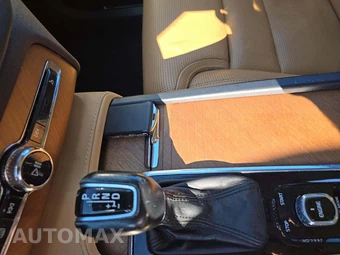 2016 Volvo XC90 T6 Inscription – miniatura 8