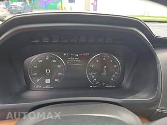 2016 Volvo XC90 T6 Inscription – miniatura 9