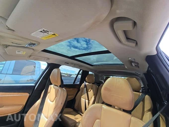 2016 Volvo XC90 T6 Inscription – miniatura 11