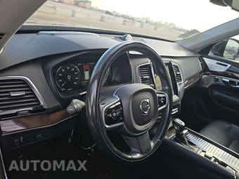 2016 Volvo XC90 T6 Momentum – miniatura 10