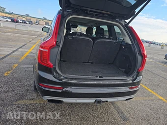 2016 Volvo XC90 T6 Momentum – miniatura 17