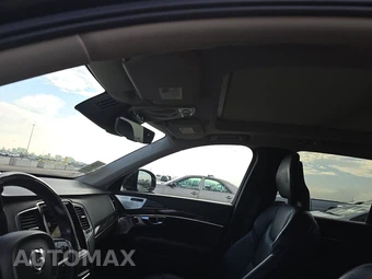 2016 Volvo XC90 T6 Momentum – miniatura 18