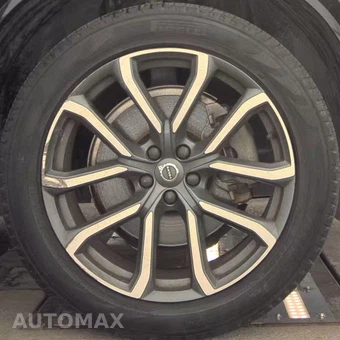 2016 Volvo XC90 T6 Momentum – miniatura 33