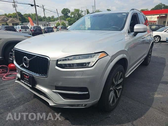 2016 Volvo XC90 T6 Momentum