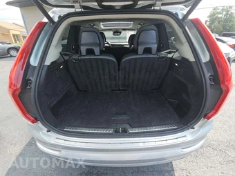 2016 Volvo XC90 T6 Momentum – miniatura 15
