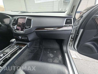 2016 Volvo XC90 T6 Momentum – miniatura 20