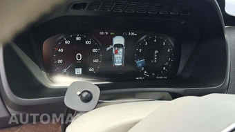 2016 Volvo XC90 T6 Momentum – miniatura 18