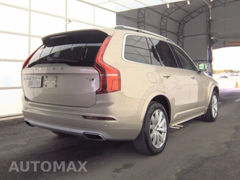 2016 Volvo XC90 T6 Momentum – miniatura 4