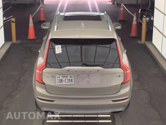 2016 Volvo XC90 T6 Momentum – miniatura 5