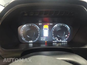 2016 Volvo XC90 T6 Momentum – miniatura 12