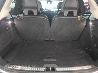 2016 Volvo XC90 T6 Momentum – miniatura 18