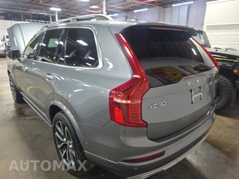 2016 Volvo XC90 T6 Momentum – miniatura 6