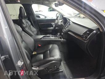 2016 Volvo XC90 T6 Momentum – miniatura 8