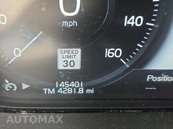 2016 Volvo XC90 T6 Momentum – miniatura 15