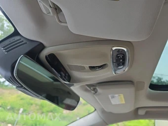 2016 Volvo XC90 T6 Momentum – miniatura 36