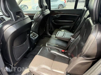 2016 Volvo XC90 T6 Momentum - miniatura 12