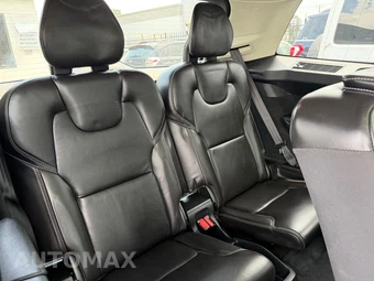 2016 Volvo XC90 T6 Momentum - miniatura 13