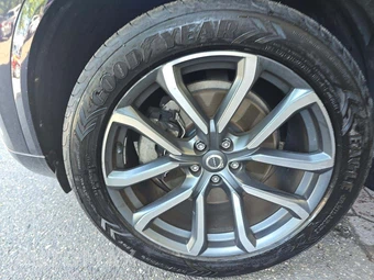 2016 Volvo XC90 T6 Momentum - miniatura 24