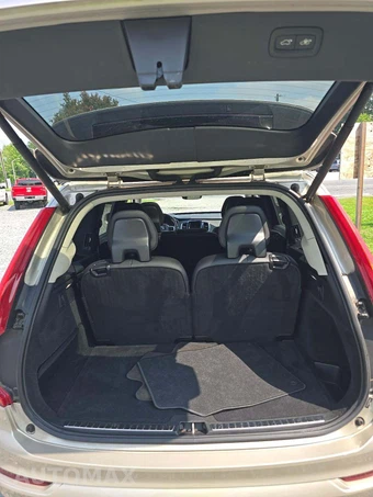 2016 Volvo XC90 T6 Momentum – miniatura 15
