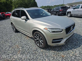 2016 Volvo XC90 T6 Momentum – miniatura 4