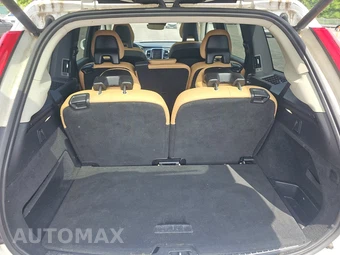 2016 Volvo XC90 T6 Momentum – miniatura 17
