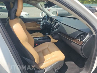 2016 Volvo XC90 T6 Momentum – miniatura 8