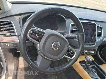 2016 Volvo XC90 T6 Momentum - miniatura 10