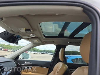 2016 Volvo XC90 T6 Momentum - miniatura 18