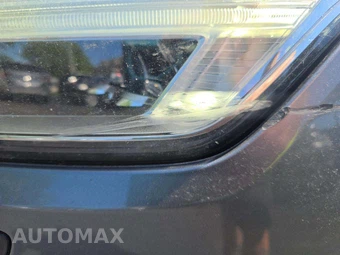 2016 Volvo XC90 T6 Momentum – miniatura 24