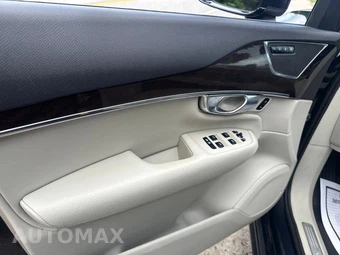 2016 Volvo XC90 T6 Momentum - miniatura 10