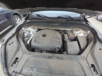 2016 Volvo XC90 T6 Momentum – miniatura 17