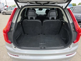 2016 Volvo XC90 T6 Momentum – miniatura 18