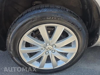 2016 Volvo XC90 T6 Momentum – miniatura 10