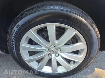 2016 Volvo XC90 T6 Momentum – miniatura 11