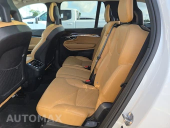 2016 Volvo XC90 T6 Momentum – miniatura 13