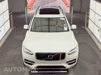 2016 Volvo XC90 T6 Momentum – miniatura 2