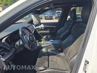 2016 Volvo XC90 T6 R-Design – miniatura 6
