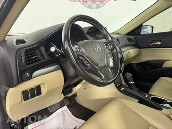 2017 Acura ILX - miniatura 10