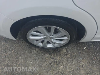2017 Acura ILX w/Technology Plus Pkg – miniatura 10