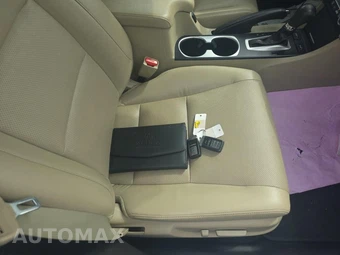 2017 Acura ILX w/Technology Plus Pkg – miniatura 21