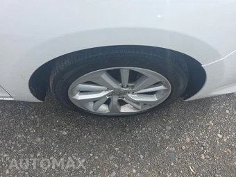 2017 Acura ILX w/Technology Plus Pkg – miniatura 9