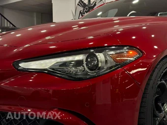 2017 Alfa Romeo Giulia Quadrifoglio - miniatura 11