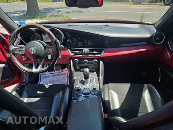 2017 Alfa Romeo Giulia Quadrifoglio - miniatura 42