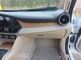 2017 Alfa Romeo Giulia Ti - miniatura 19