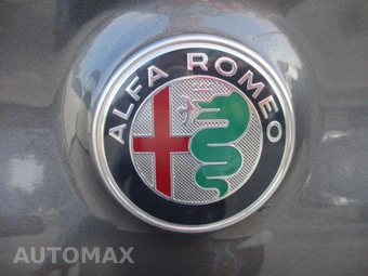 2017 Alfa Romeo Giulia Ti – miniatura 26