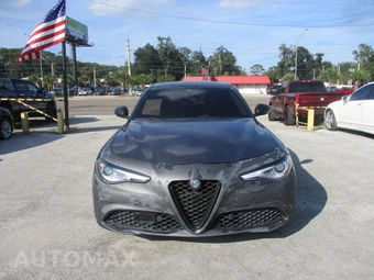 2017 Alfa Romeo Giulia Ti – miniatura 4